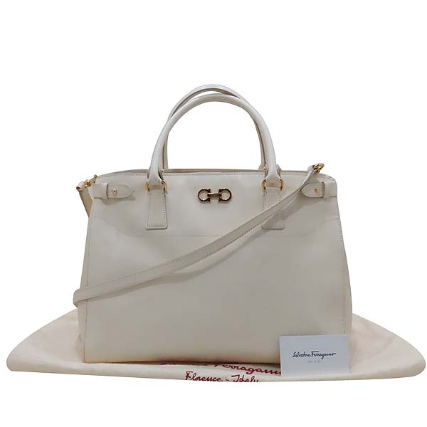 ��󰡸� ��ġ�� 2way ����