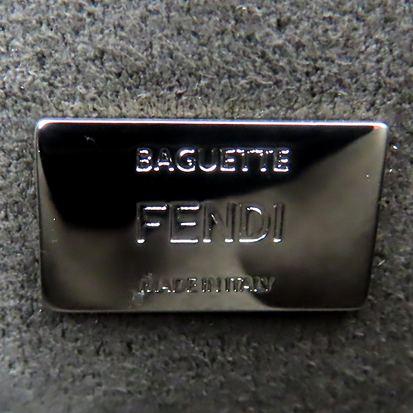 Fendi(���) 8M0354 5Q3 ��ũ �÷� ����ũ�� �ٰ�Ʈ �̴� ü�ι� �� ũ�ν��� [��������] �̹���6 - ���̺��� �߰���ǰ