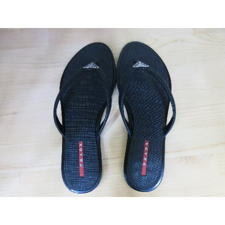 Prada(�����)�ﰢ�ΰ� ���� �̹���5 - ���̺��� �߰���ǰ