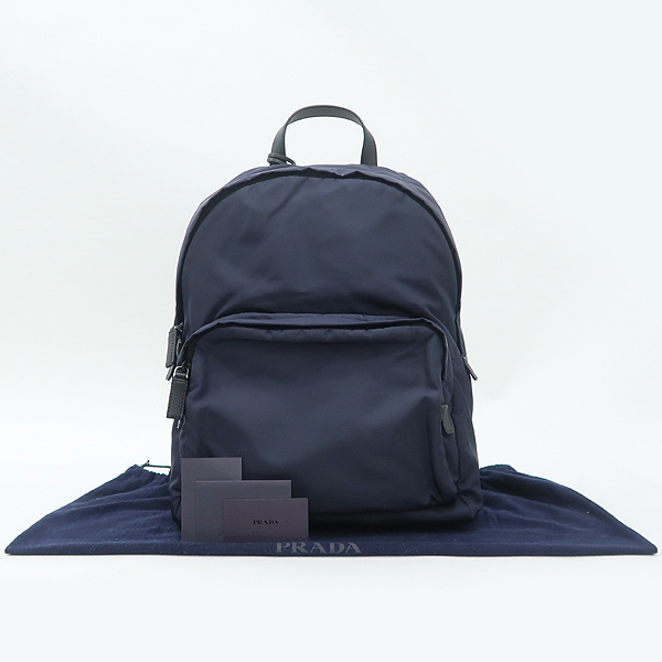 �����  ����