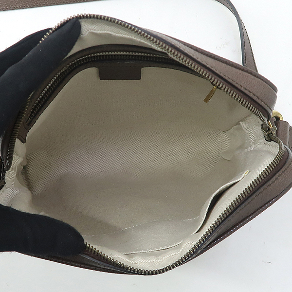 Gucci(����) 547926 GG�ΰ� PVC ������������ ������ ĵ���� ���ǵ�� �޽��� ũ�ν��� [��������] �̹���4 - ���̺��� �߰���ǰ