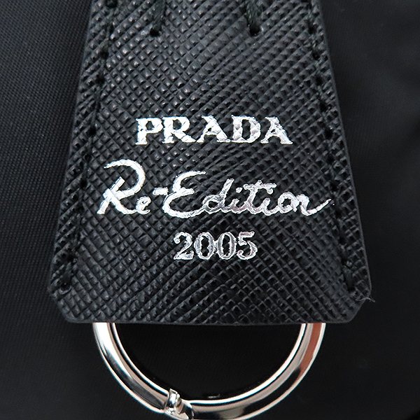 Prada(�����) 1BH204 ���� �÷� �к긯 �׼��� ���ǾƳ� �̴� ȣ�� ü�� ����� + ũ�ν� ��Ʈ�� [�λ꼭��Ե���] �̹���6 - ���̺��� �߰���ǰ