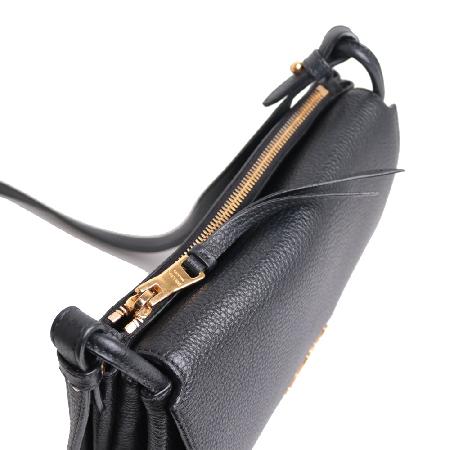 Prada(�����) 1BH031 ���ڷ� ��Ƴ� ����ū �̴� ũ�ν��� [����ż�����]W �̹���5 - ���̺��� �߰���ǰ