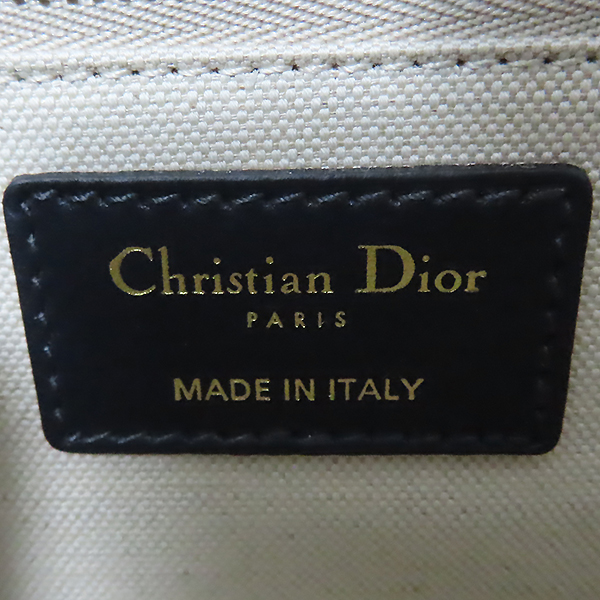 Dior(ũ����î���) M5818CTZQ ���̺� �÷� ������ũ ���Ʈ ����� + S8520CTZQ ������ũ ��Ʈ�� [��������] �̹���7 - ���̺��� �߰���ǰ