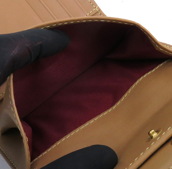 Etro(��Ʈ��) 2467 9906 ������ PVC ����Ż ����ΰ� ������ [��������] �̹���4 - ���̺��� �߰���ǰ