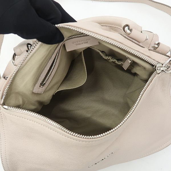 GIVENCHY(�����) ��ũ ���� ���� �ΰ� �ǵ��� M ������ ��Ʈ�� + �����Ʈ�� 2WAY [��������] �̹���5 - ���̺��� �߰���ǰ