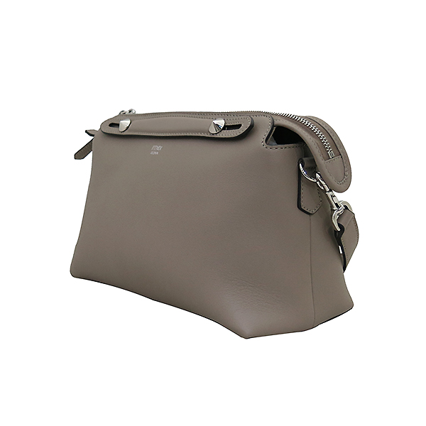 Fendi(���) 8BL124 1DL F0NJ3 �׷��̺����� ���� ���̴����� ��Ʈ�� + ��� ��Ʈ�� [�λ꼾�Һ���] �̹���3 - ���̺��� �߰���ǰ