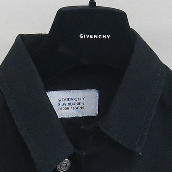 GIVENCHY(�����) 20SS BM00BQ50C3 ���� �÷� ������ ���� ���� [���빮��] �̹���2 - ���̺��� �߰���ǰ