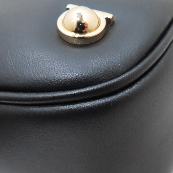 Ferragamo(��󰡸�) 21 H287 ���� ���� ���� ��ġ�� ��� ��Ƽ �̴� ũ�ν��� [��õ��] �̹���5 - ���̺��� �߰���ǰ