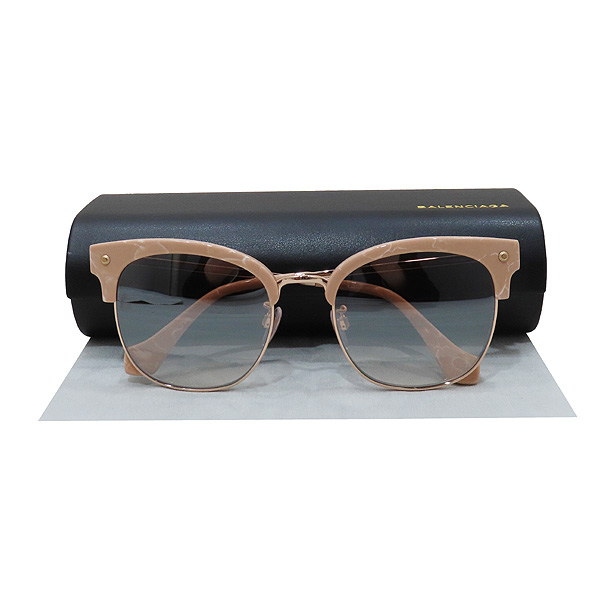 �߷��þư�  ���۶�