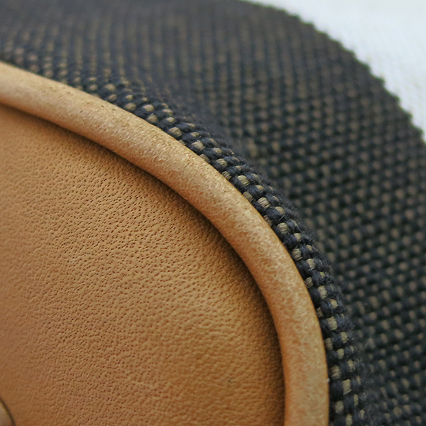 Burberry(������) 39829371 �ֽ��� ĵ���� ī�� ���� Ʈ���� 2WAY [�λ꼾�Һ���] �̹���6 - ���̺��� �߰���ǰ