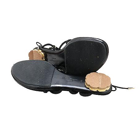 Ferragamo(��󰡸�) ���� ��Ʈ�� ���� �̹���3 - ���̺��� �߰���ǰ