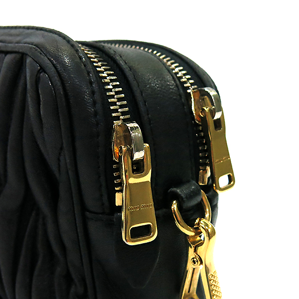 MiuMiu(�̿�̿�) 5BH539 ���� �÷� ���� ���� ��Ʋ��� ũ�ν��� [�λ꼾�Һ���] �̹���4 - ���̺��� �߰���ǰ