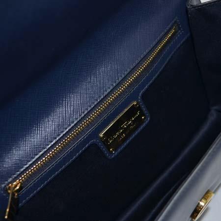 Ferragamo(��󰡸�)  21 E480 ���̺� ���ǾƳ� ���� �ٶ���� ���� ü�� ũ�ν��� �̹���4 - ���̺��� �߰���ǰ