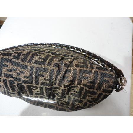 Fendi(���) 8BR614 FF�ΰ� �ڰ��� �̾� �Ÿ��� �̹���2 - ���̺��� �߰���ǰ