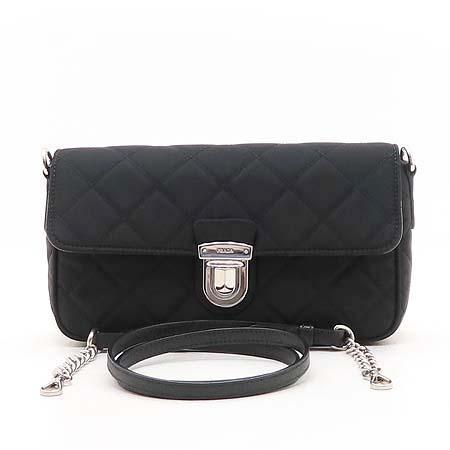 Prada(�����) 1BH025 ���� �к긯 ����ü�� Ŭ��ġ�� ����� (W) �̹���2 - ���̺��� �߰���ǰ