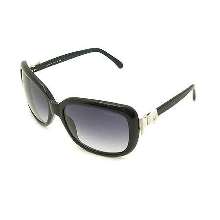 ����  ���۶�