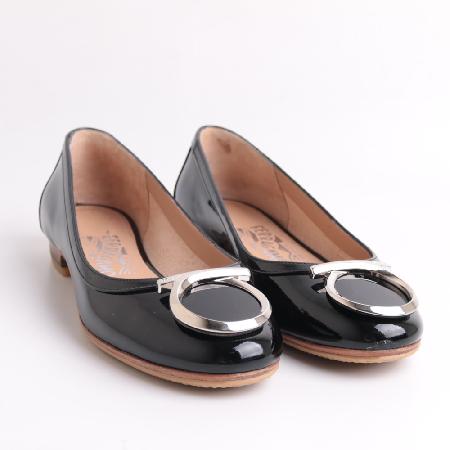 ��󰡸� �ֳ� ���� �÷�����