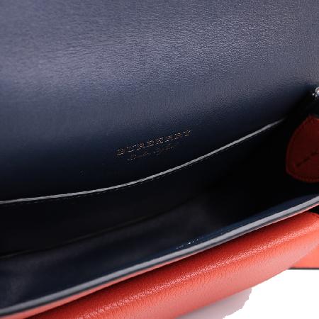 Burberry(������) ������ ��ÿ ũ�ν��� [����ż�����] �̹���3 - ���̺��� �߰���ǰ