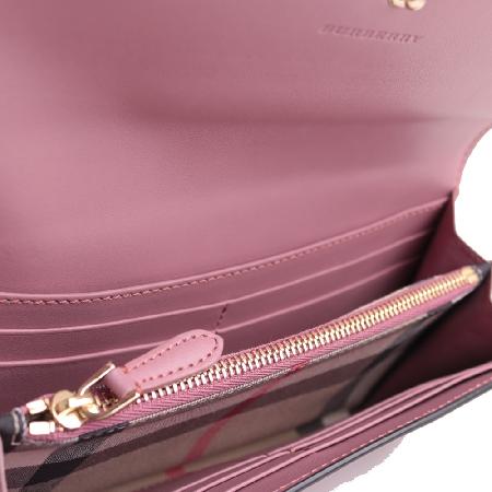 Burberry(������) 4025973 ��ư ��Ŭ ������ [����ż�����] �̹���3 - ���̺��� �߰���ǰ