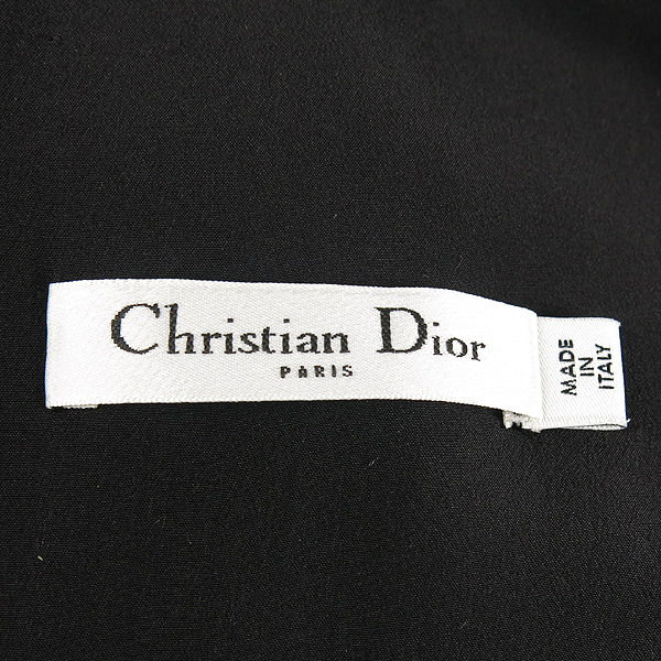 Dior(ũ����î���) ���� �÷� ���̽� ��� ������ ���ǽ� [��������] �̹���5 - ���̺��� �߰���ǰ