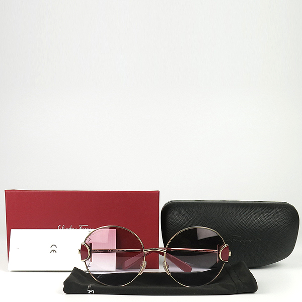 ��󰡸�  ���۶�