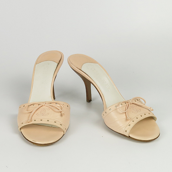 ����  ����