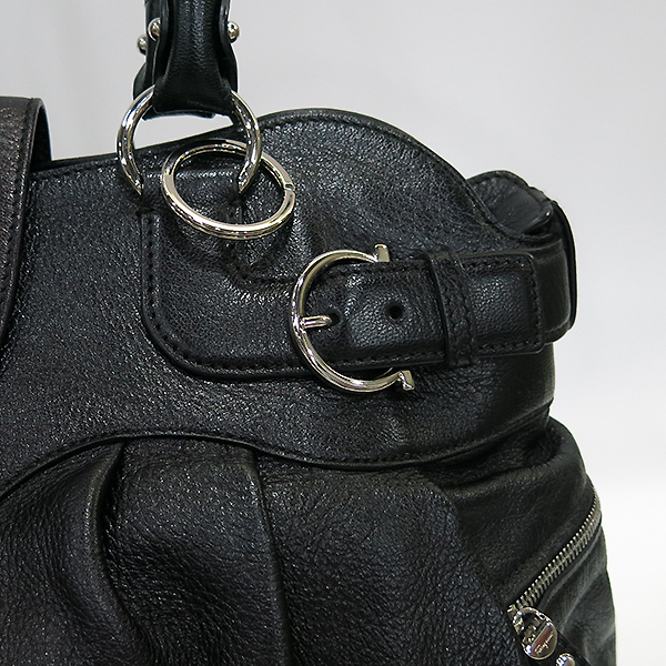 Ferragamo(��󰡸�) AU 21 6316 ���� ���� ��ġ�� ��� ����� [�λ꼾�Һ���] �̹���4 - ���̺��� �߰���ǰ