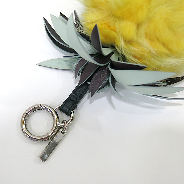 Fendi(���) 7AR577 ���ο� ���ξ��� ���� ŰȦ�� ���� [�λ꼾�Һ���] �̹���4 - ���̺��� �߰���ǰ