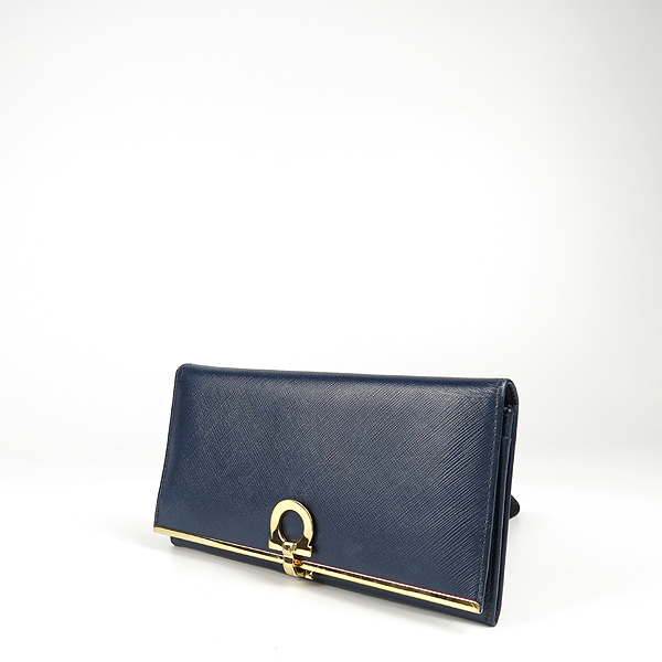 Ferragamo(��󰡸�) 22 4633 ���̺� ���ǾƳ� ���� �ΰ� ������ [��������] �̹���2 - ���̺��� �߰���ǰ