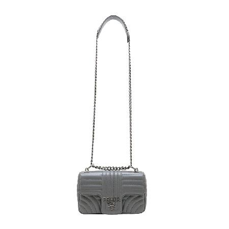 Prada(�����) 1BD107 �׷��� ���� ���̾�׷� ���� �ΰ� ü�� ����� �̹���2 - ���̺��� �߰���ǰ