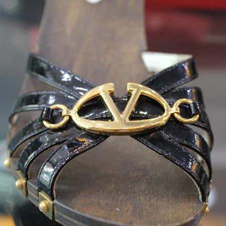 VALENTINO(�߷�Ƽ��) ��� �̴ϼ�  ������ ������ ���� �̹���2 - ���̺��� �߰���ǰ