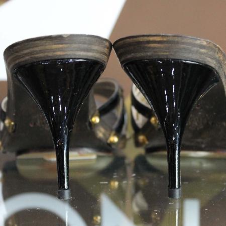 VALENTINO(�߷�Ƽ��) ��� �̴ϼ�  ������ ������ ���� �̹���4 - ���̺��� �߰���ǰ