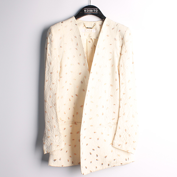 ���ο�  ����