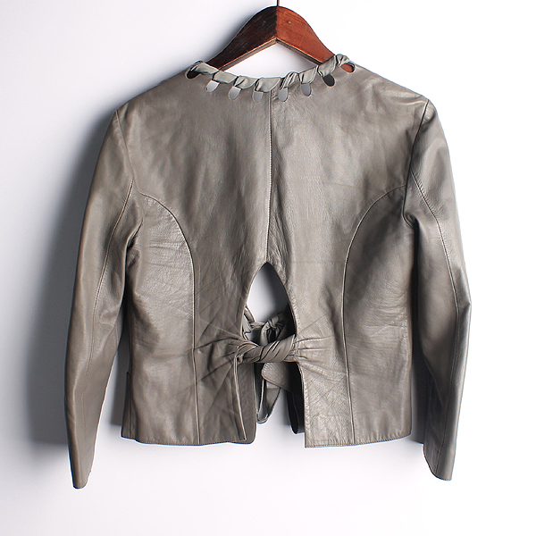 Armani(�Ƹ�����) �׷��� �÷� ���� ���� [��������] �̹���3 - ���̺��� �߰���ǰ