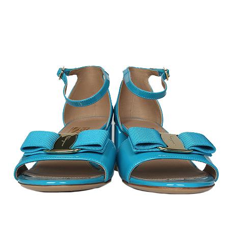 Ferragamo(��󰡸�) ���� �ٶ���� ���� ���̴�Ʈ ���� (235~240ȣ)[���ֻ���] �̹���4 - ���̺��� �߰���ǰ