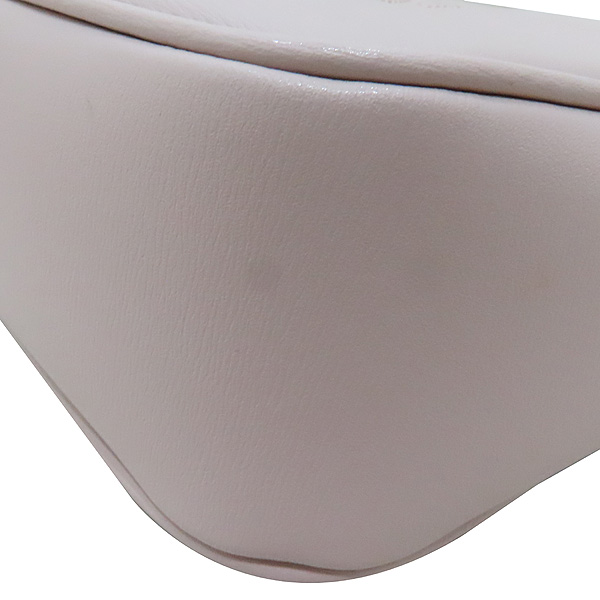 Ferragamo(��󰡸�) 21H006 ���̺��� �÷� ���� ��ġ�� ī�޶�� ����� �� ũ�ν��� [��õ��] �̹���6 - ���̺��� �߰���ǰ