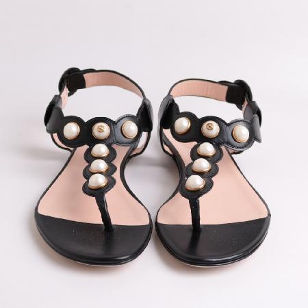 ���� ���� ����