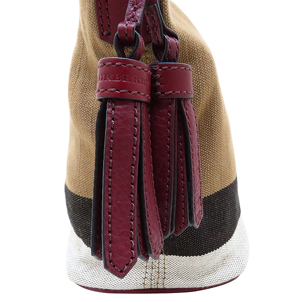 Burberry(������) 4020485 �½� ��� üũ ĵ���� �ֽ��� ���� ������ ũ�ν��� + ���� �Ŀ�ġ [��õ��] �̹���5 - ���̺��� �߰���ǰ