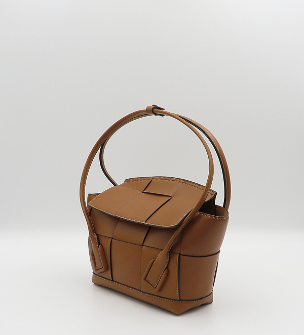 BOTTEGAVENETA(���װ�����Ÿ) 575943 ���� �÷� �Ƹ��� ���� ����� [�д�������] �̹���3 - ���̺��� �߰���ǰ