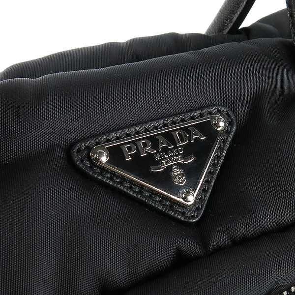 Prada(�����) TESSUTO BOMBER NERO �����÷� �к긯 ���� ���ǾƳ� �ڵ� �ﰢ�ΰ� �е� ��Ʈ�� [��������] �̹���3 - ���̺��� �߰���ǰ