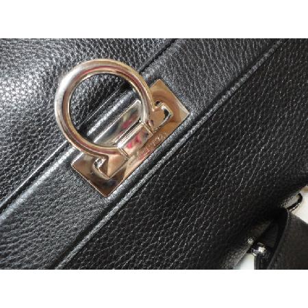 Ferragamo(��󰡸�) 21 A871 ���� ��ġ�� ���ΰ� ���Ǿ� ���� �÷� ���� ��Ʈ�� + ��� ��Ʈ�� �̹���5 - ���̺��� �߰���ǰ