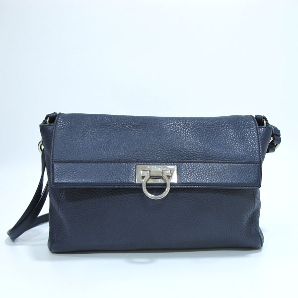 Ferragamo(��󰡸�) 21 D647 ���̺� ���� ���� ��ġ�� ��� ����� [�뱸�ݿ��纻��] �̹���2 - ���̺��� �߰���ǰ