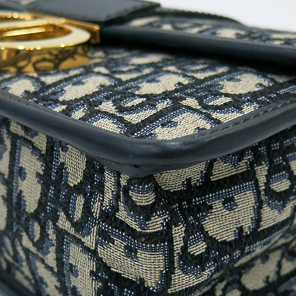 Dior(ũ����î���) M9203UTZQ ���� Dior Oblique(������ũ) 30 �ڱ�� ���� ȥ�� �÷� ������ ����� �� ũ�ν��� [�λ꼾�Һ���] �̹���6 - ���̺��� �߰���ǰ