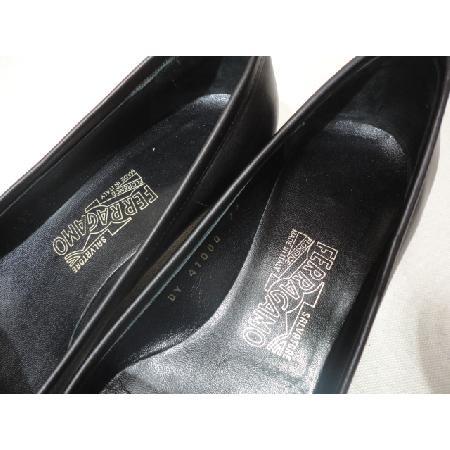 Ferragamo(��󰡸�) �ú��� ���� ��󰡸� �ΰ� ��� ������ ���� �̹���3 - ���̺��� �߰���ǰ