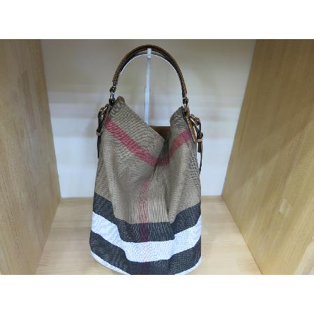 Burberry(������)�Ͽ콺üũ �к긯 2Way����� �̹���2 - ���̺��� �߰���ǰ
