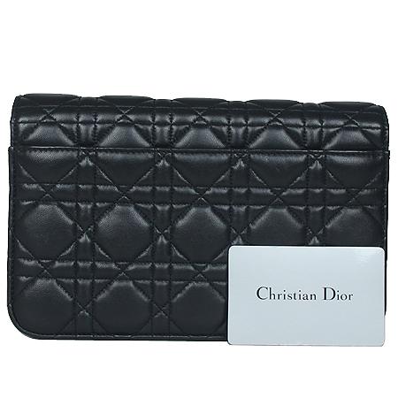 Dior(ũ����î���) S0257PGAI �̽���� ���� ����Ų ü�� ũ�ν���[���ַԵ���] �̹���3 - ���̺��� �߰���ǰ