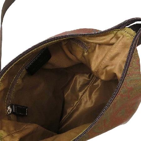 Etro(��Ʈ��) ������ ũ�ν��� �̹���5 - ���̺��� �߰���ǰ