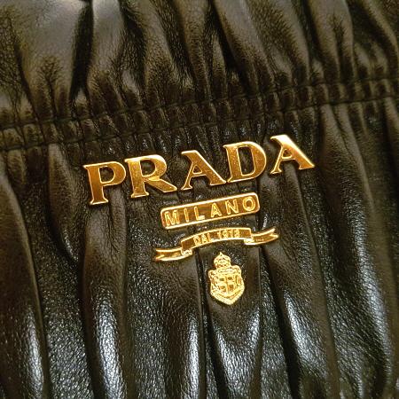 Prada(�����) B1336M ���� ���� ������ NAPPA GAUFRE NERO ���� �ΰ� 2WAY [������û��] �̹���3 - ���̺��� �߰���ǰ