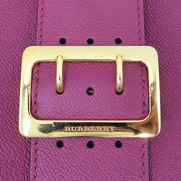 Burberry(������) 40290241 ���ǵ� ���� �̵�� ������ �׷��̴� ��Ŭ ��� ��Ʈ�� + �����Ʈ�� [��������������] �̹���4 - ���̺��� �߰���ǰ